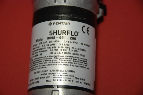 Shurflo 8095-951-299 Getränkepumpe Membranpumpe Wasserpumpe